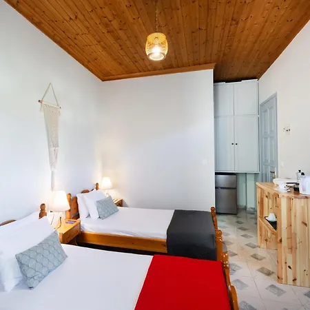 Pansion Margarita Áyios Nikítas